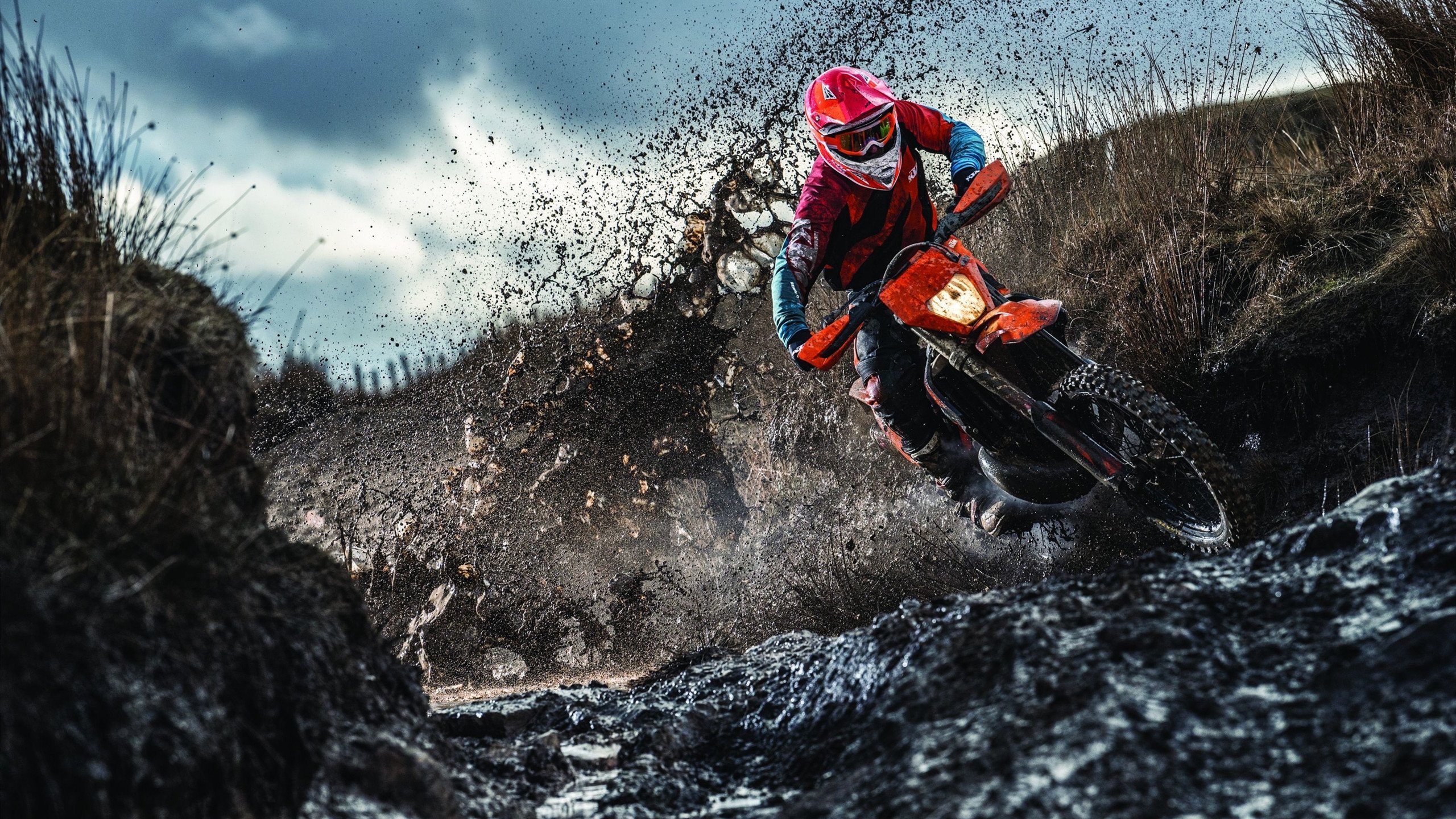 城南FC中场组织能力提升